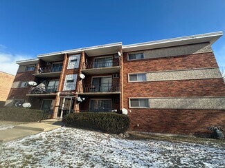 Plus de détails pour 13039 Wood St, Blue Island, IL - Logement à vendre