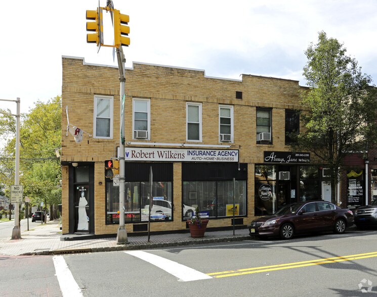 52-54 W Main St, Bogota, NJ à louer - Photo principale – Image 1 sur 12