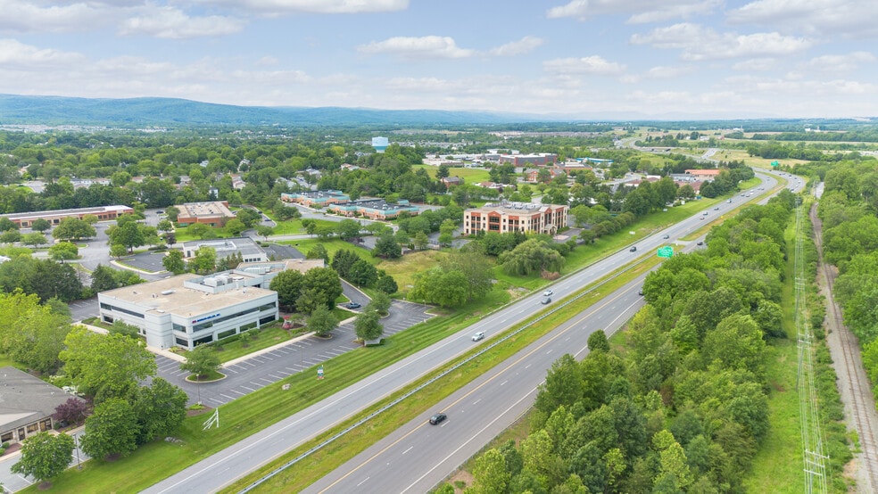 70 Thomas Johnson Dr, Frederick, MD à louer - Aérien – Image 2 sur 5