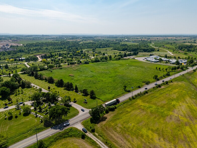 Ninth Line, Oakville, ON à vendre - Aérien – Image 2 sur 42