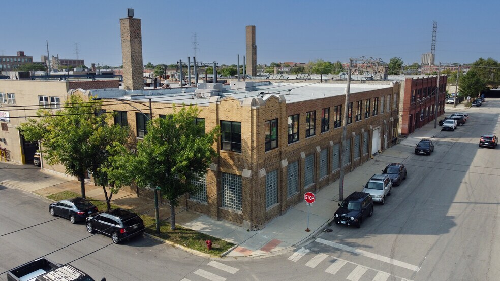 2100 W Fulton St, Chicago, IL à vendre - Photo principale – Image 1 sur 2