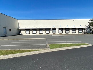 Plus de détails pour 114 Seaview Dr, Secaucus, NJ - Industriel/Logistique à louer