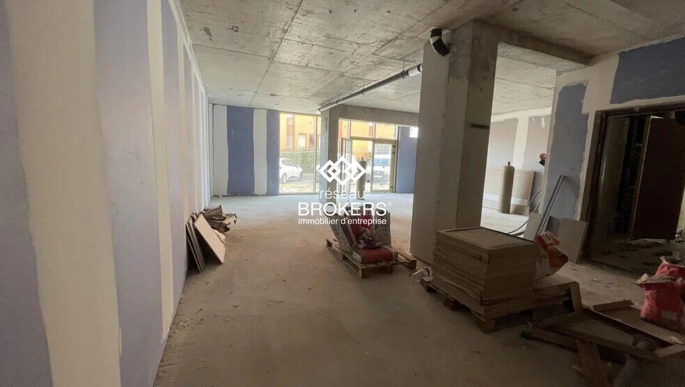 440 Avenue Des Pres D'Arenes, Montpellier à vendre - Photo de l’immeuble – Image 2 sur 2