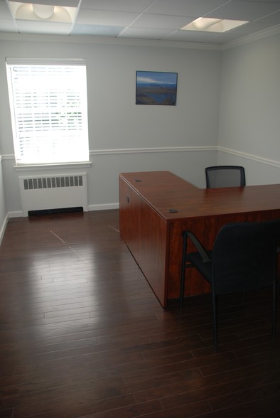 51-55 Pondfield Rd, Bronxville, NY à vendre - Photo de l’immeuble – Image 3 sur 35