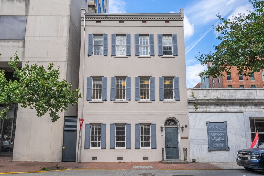 26 E Bryan St, Savannah, GA à vendre - Photo de l’immeuble – Image 2 sur 16
