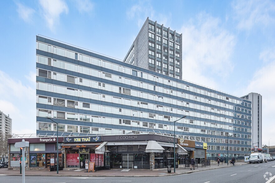 Bureau dans Clichy à vendre - Photo principale – Image 1 sur 16