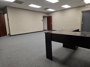 912 15th St, Huntsville, TX à louer Photo intérieure– Image 2 sur 11