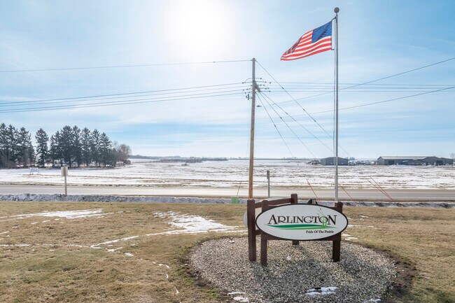 Plus de détails pour Highway 51, Arlington, WI - Terrain à vendre