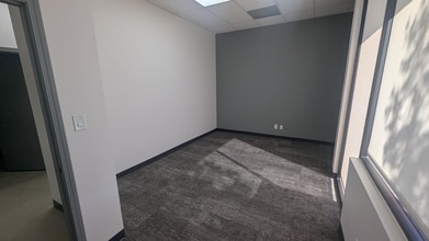 3702 E Roeser Rd, Phoenix, AZ à louer Photo intérieure– Image 2 sur 4