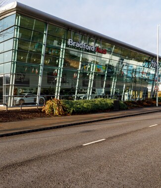 Plus de détails pour 2 Beckside, Bradford - Local commercial à vendre