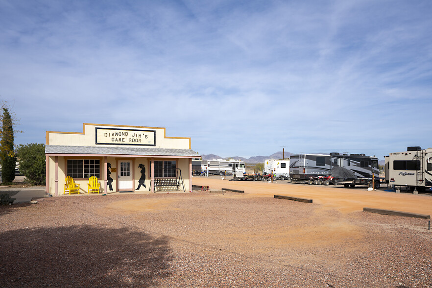 64812 Harcuvar Dr, Salome, AZ à vendre - Photo de l’immeuble – Image 3 sur 20