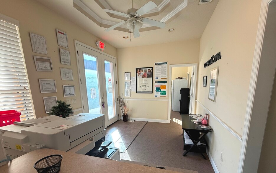 4881 NW Palm Coast Pky, Palm Coast, FL à louer - Photo intérieure – Image 3 sur 8
