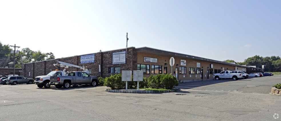 1275 Bloomfield Ave, Fairfield, NJ à louer - Photo principale – Image 1 sur 34