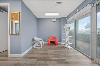 2515 State Road 7, Wellington, FL à louer Photo intérieure– Image 1 sur 6