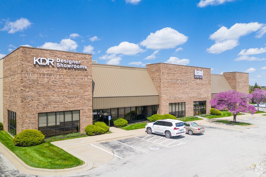 8500 Marshall Dr, Lenexa, KS à louer - Photo de l’immeuble – Image 2 sur 13