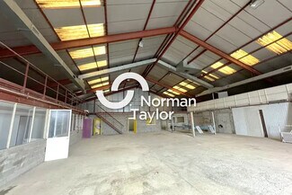 Plus de détails pour Local d'activités à louer