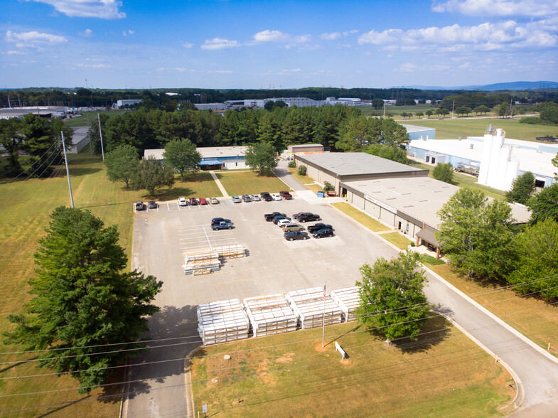3415 Stanwood Blvd, Huntsville, AL à vendre - Photo de l’immeuble – Image 3 sur 19