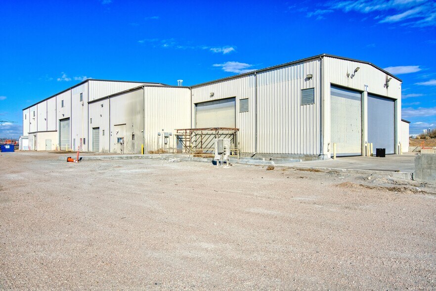 821 County Road 27, Brighton, CO à louer - Photo de l’immeuble – Image 1 sur 4