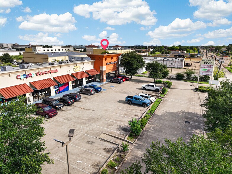 6920 Cook Rd, Houston, TX à louer - Photo de l’immeuble – Image 3 sur 13
