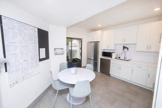 170 Laurel St, San Diego, CA à louer Photo intérieure– Image 1 sur 7