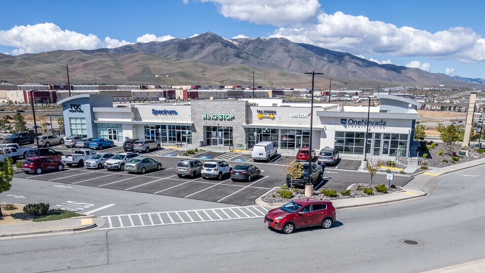 200 Vista Knoll Pky, Reno, NV à louer - Photo de l’immeuble – Image 2 sur 8