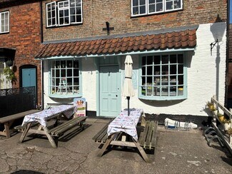 Plus de détails pour 6 Cornhill, Caistor - Local commercial à vendre