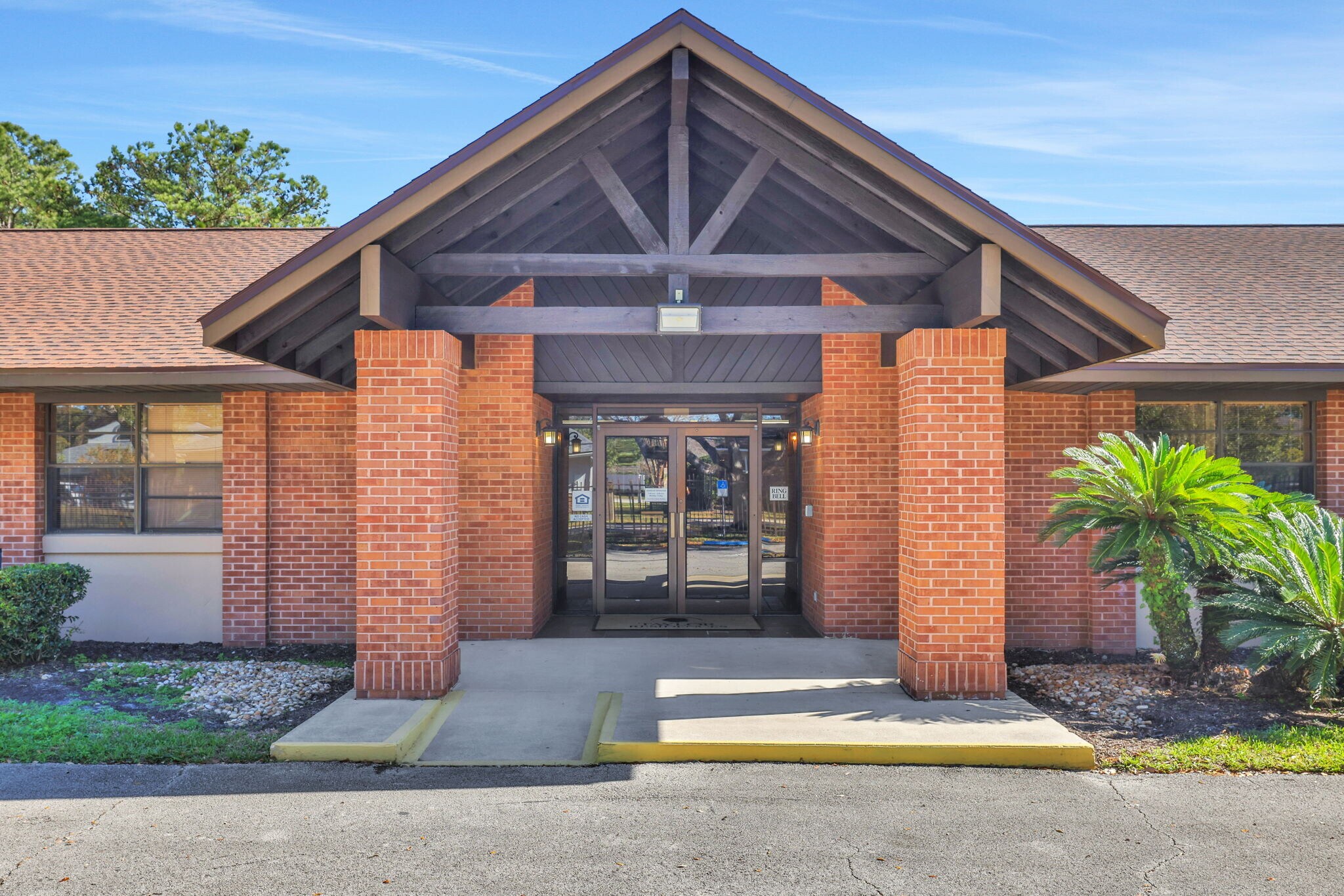 6601-6535 Chester Ave, Jacksonville, FL à louer Photo principale– Image 1 sur 56