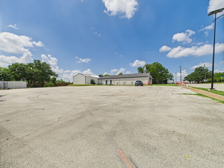 2126 Amanda Ave, Fort Worth, TX à vendre - Photo de l’immeuble – Image 3 sur 24