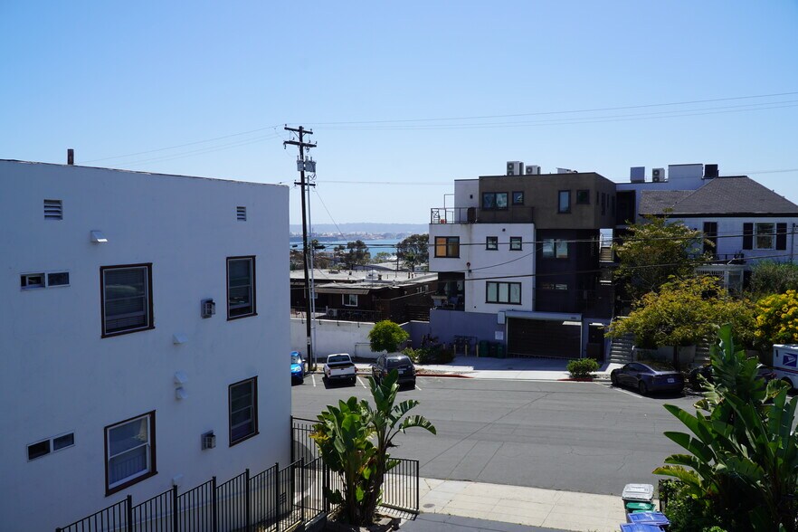 2127 Front St, San Diego, CA à vendre - Photo de l’immeuble – Image 3 sur 8