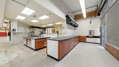 905 S 2nd Ave, Walla Walla, WA à vendre Photo intérieure– Image 2 sur 8