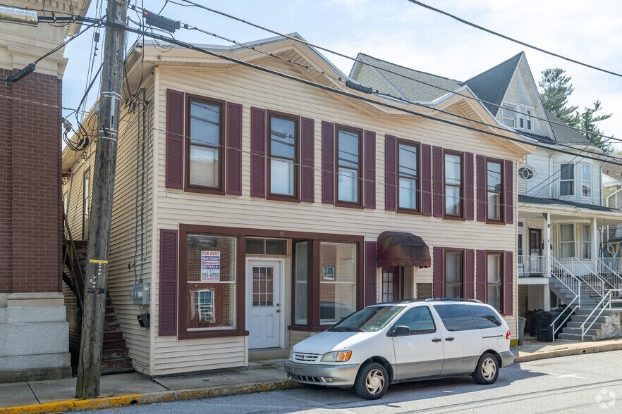 6 Hanover St, Glen Rock, PA à louer - Photo de l’immeuble – Image 2 sur 2