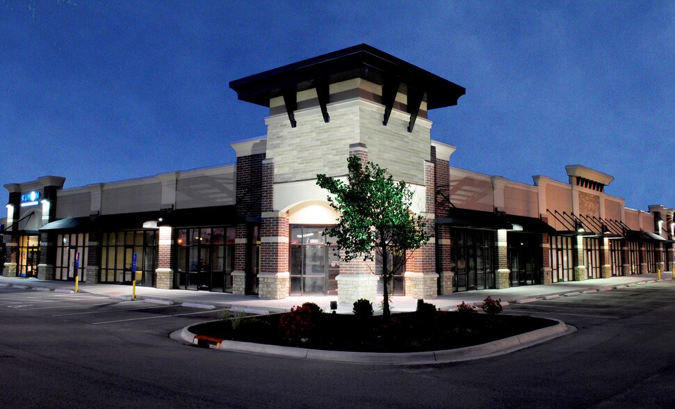 8288 Cincinnati Dayton Rd, West Chester, OH à louer - Photo principale – Image 1 sur 9