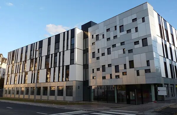 Bureau dans Rouen à louer - Photo de l’immeuble – Image 2 sur 2
