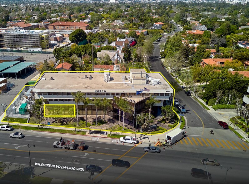 4801 Wilshire Blvd, Los Angeles, CA à louer - Photo de l’immeuble – Image 1 sur 11