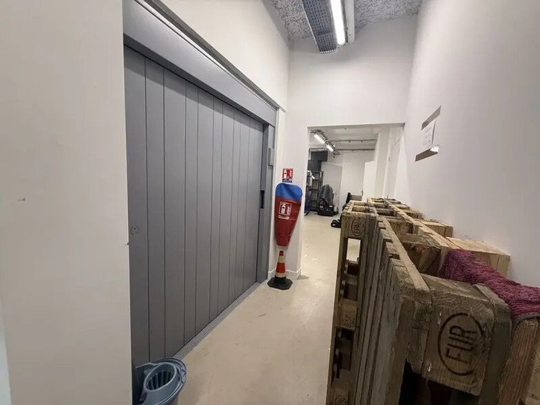 Bureau dans Paris à louer - Photo de l’immeuble – Image 3 sur 5