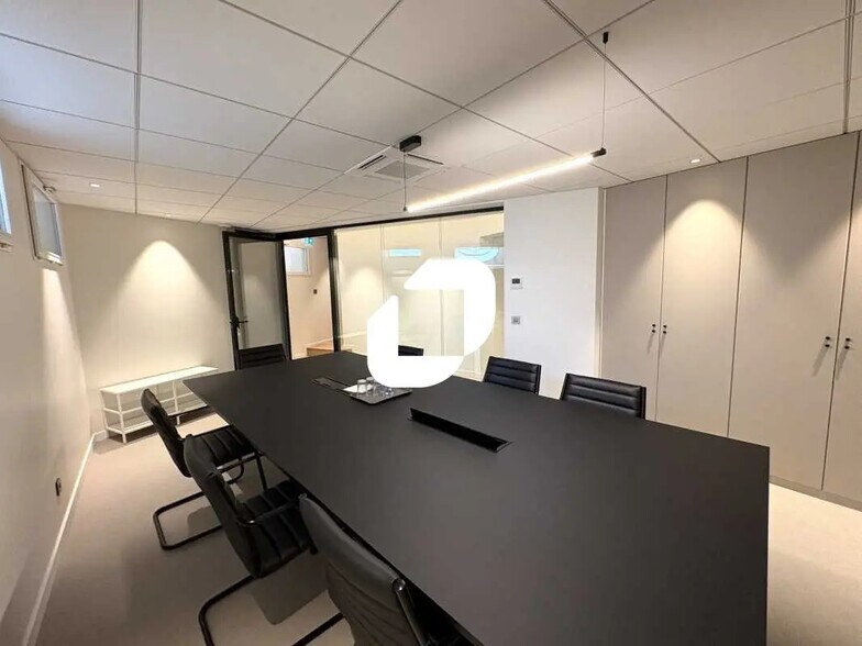 Bureau dans Lyon à louer - Photo de l’immeuble – Image 3 sur 17