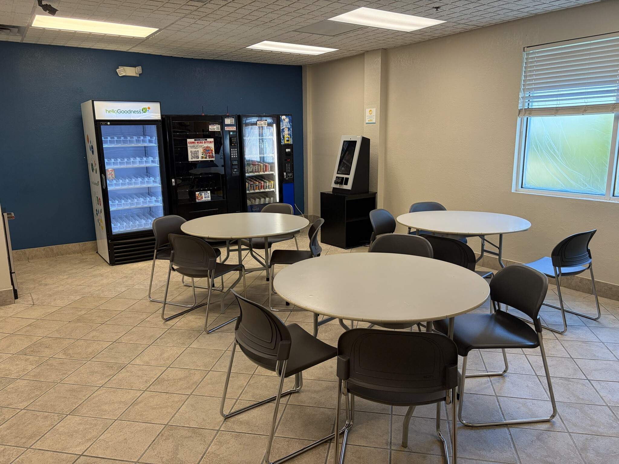 2950 N 28th Ter, Hollywood, FL à louer Photo intérieure– Image 1 sur 2