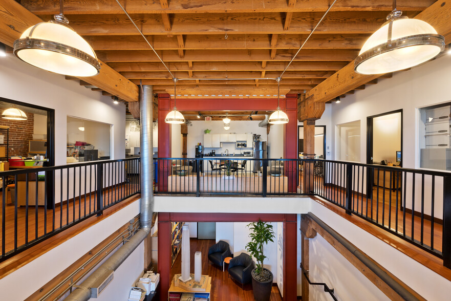 6161 Santa Monica Blvd, Los Angeles, CA à louer - Photo de l’immeuble – Image 3 sur 17
