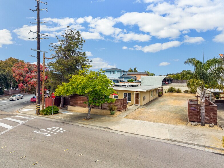 5105-5107 MacDonald Ave, Richmond, CA à vendre - Photo de l’immeuble – Image 2 sur 36