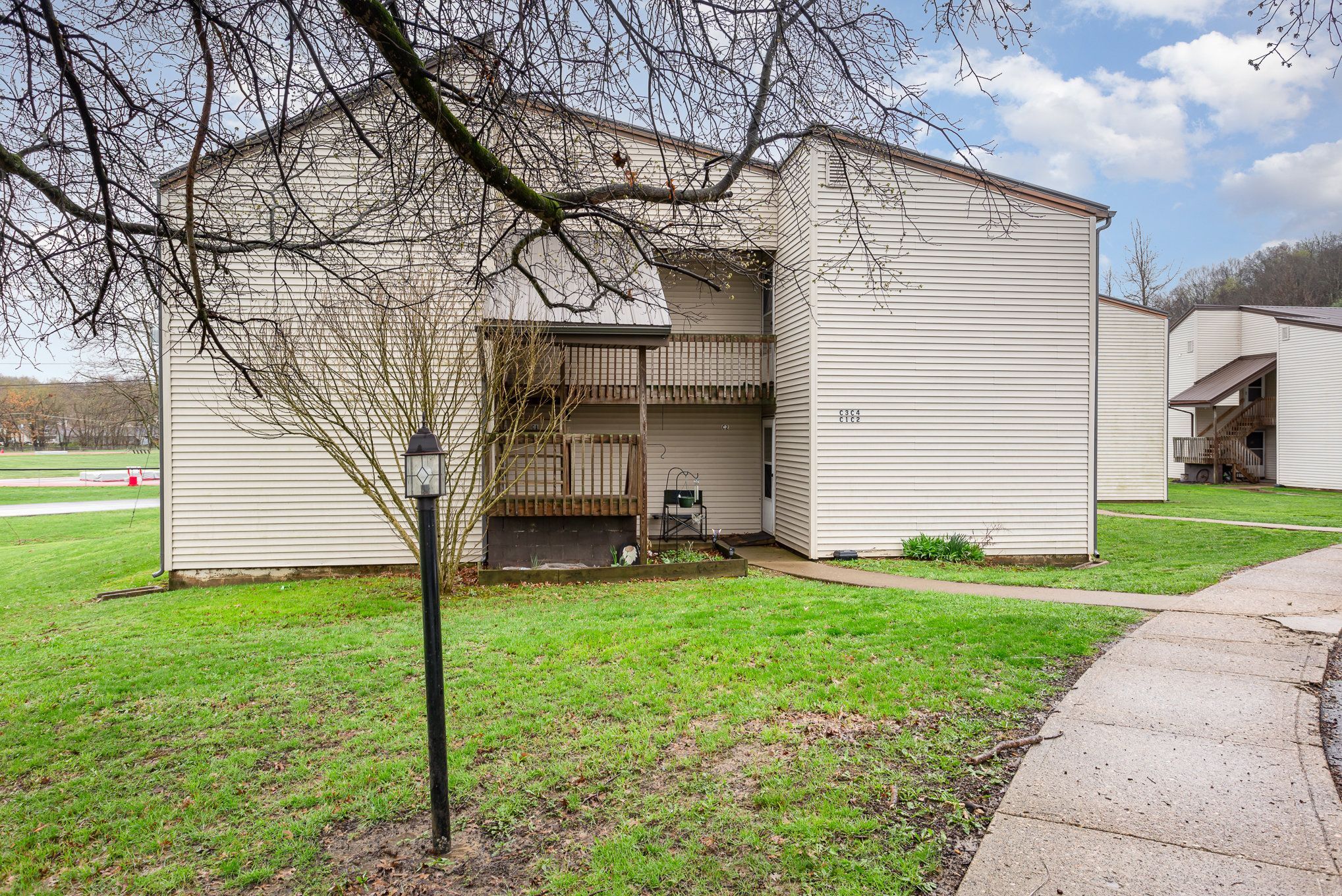 1 Glouster Glen Rd, Glouster, OH à vendre Photo principale– Image 1 sur 8