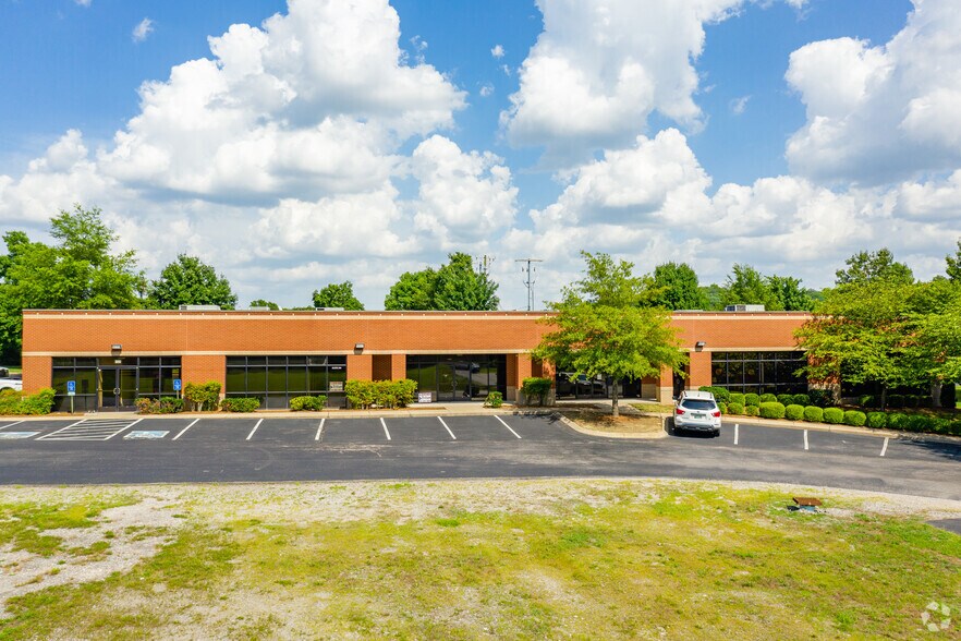 213 W Maplewood Ln, Nashville, TN à louer - Photo de l’immeuble – Image 3 sur 6