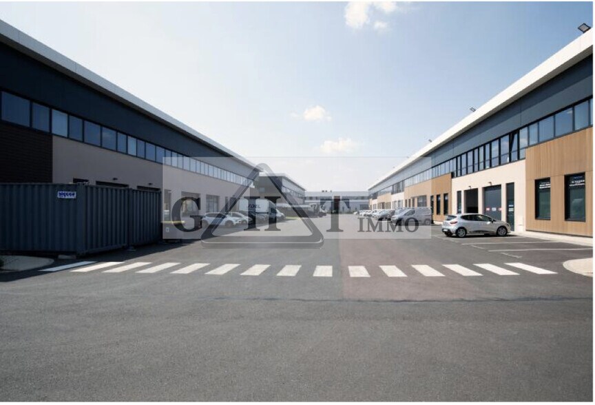 Industriel/Logistique dans Gennevilliers à louer - Photo de l’immeuble – Image 1 sur 3