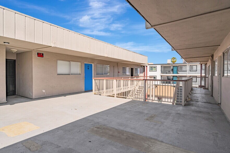 555 S 10th St, San Jose, CA à vendre - Photo de l’immeuble – Image 3 sur 16