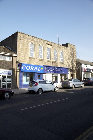 Plus de détails pour 46-50 High St W, Glossop - Bureau à vendre