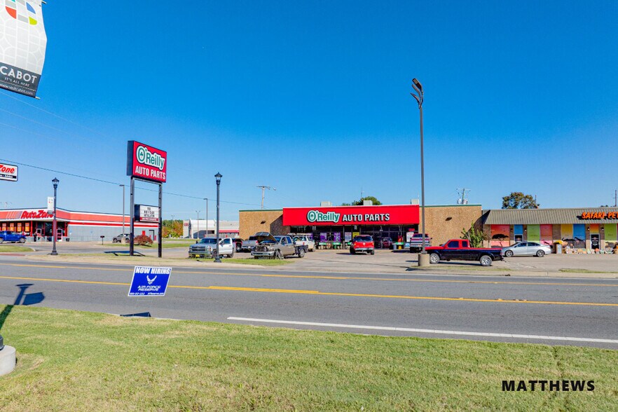 814 W Main St, Cabot, AR à vendre - Photo de l’immeuble – Image 2 sur 3