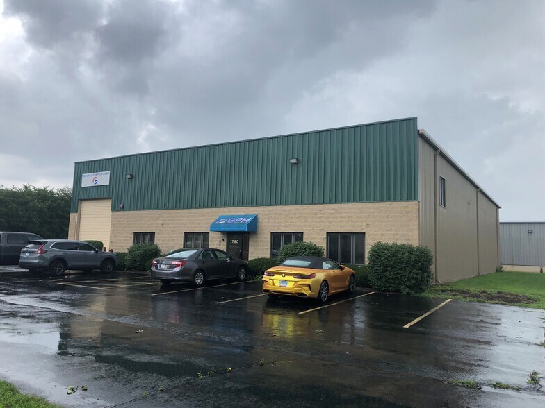 1760 Commerce Dr, Montgomery, IL à vendre - Photo de l’immeuble – Image 1 sur 1