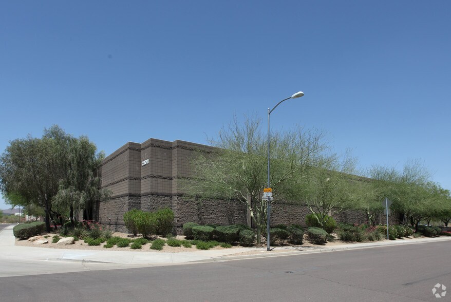 23011 N 16th Ln, Phoenix, AZ à louer - Photo de l’immeuble – Image 2 sur 4