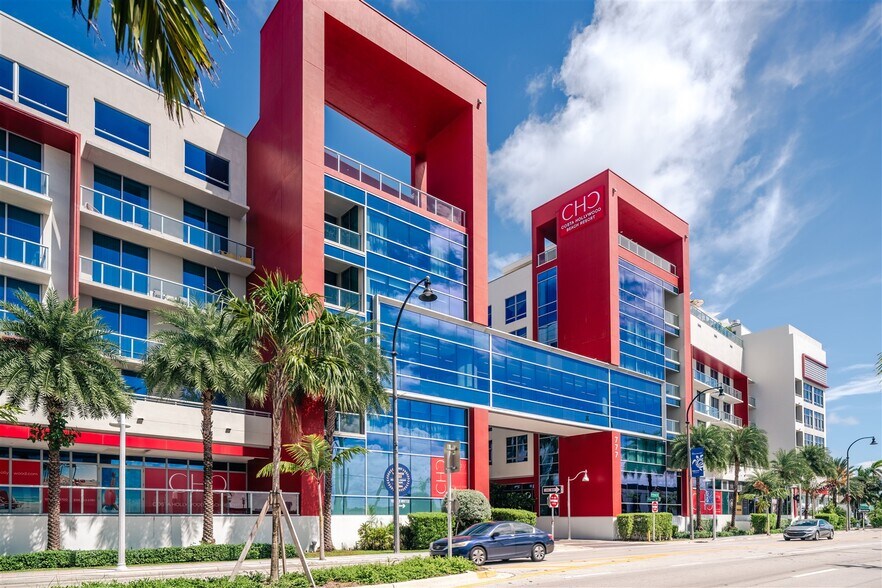 777 N Ocean Dr, Hollywood, FL à vendre - Photo de l’immeuble – Image 2 sur 13