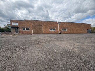 Plus de détails pour 315 N 9th St, St Charles, IL - Industriel/Logistique à louer