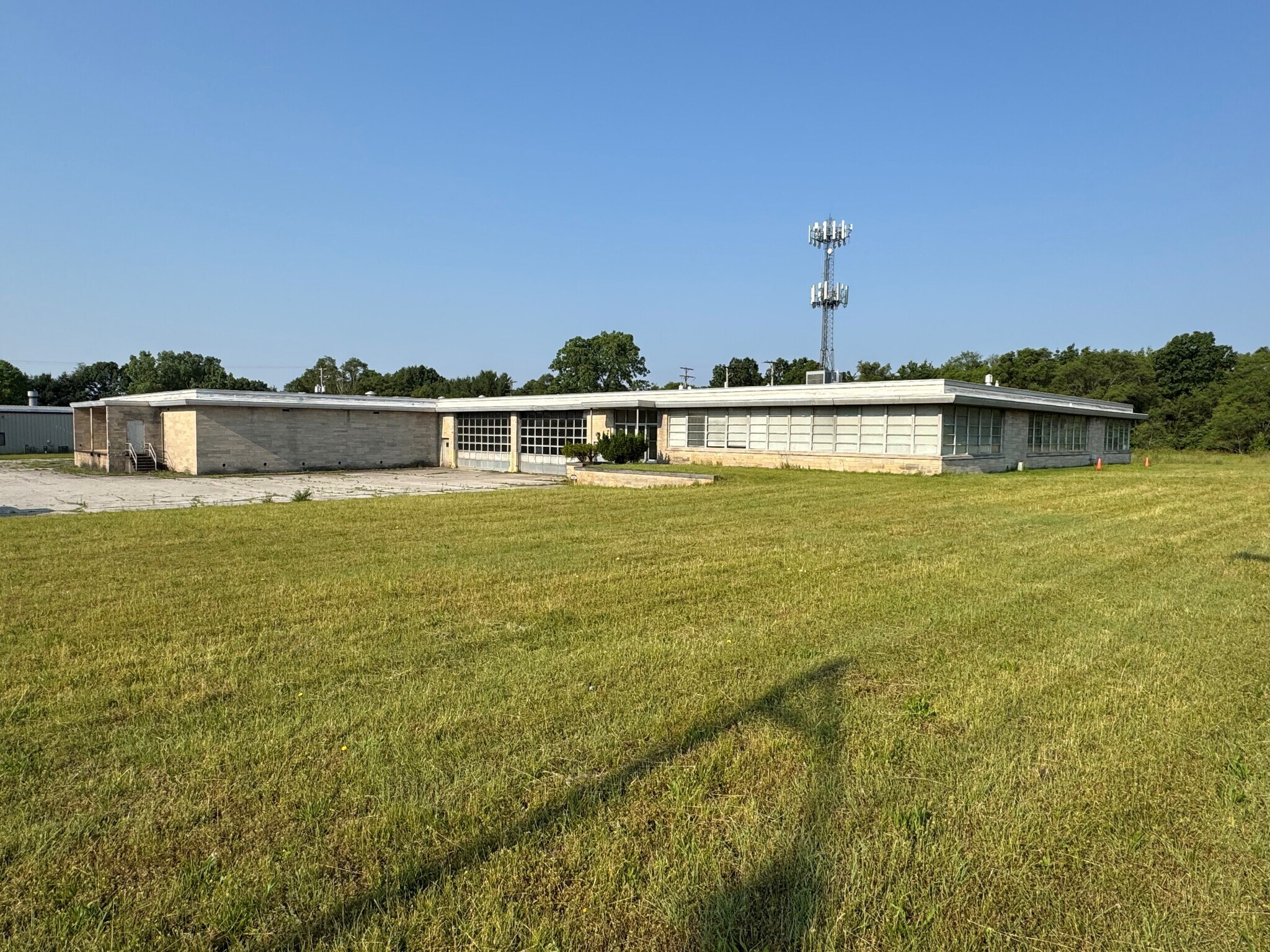 2941 Moose Trl, Elkhart, IN à vendre Photo de l’immeuble– Image 1 sur 17